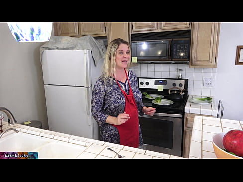 ❤️ Stepmom milking him in the kitchen before his date Sluts at en-us.assay-define-smartlink.ru ❌️