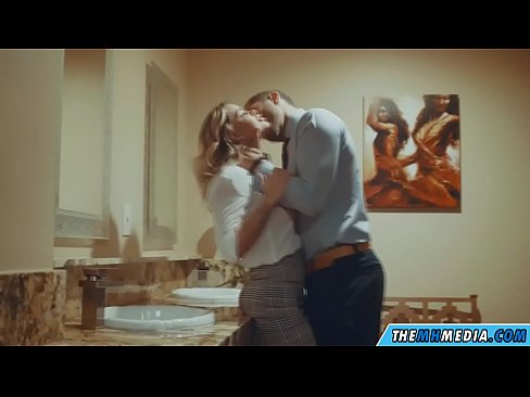 ❤️ When a busty blonde seduces you in a public restroom Sluts at en-us.assay-define-smartlink.ru ❌️